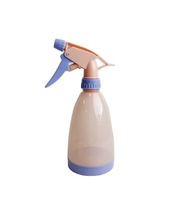 Un buen precio. Botella de aerosol PET de tamaño conveniente para regar flores y desinfección de hoteles en línea